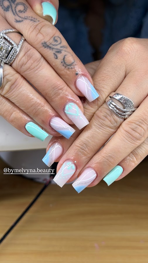By Melvyna - Nails&Lashes