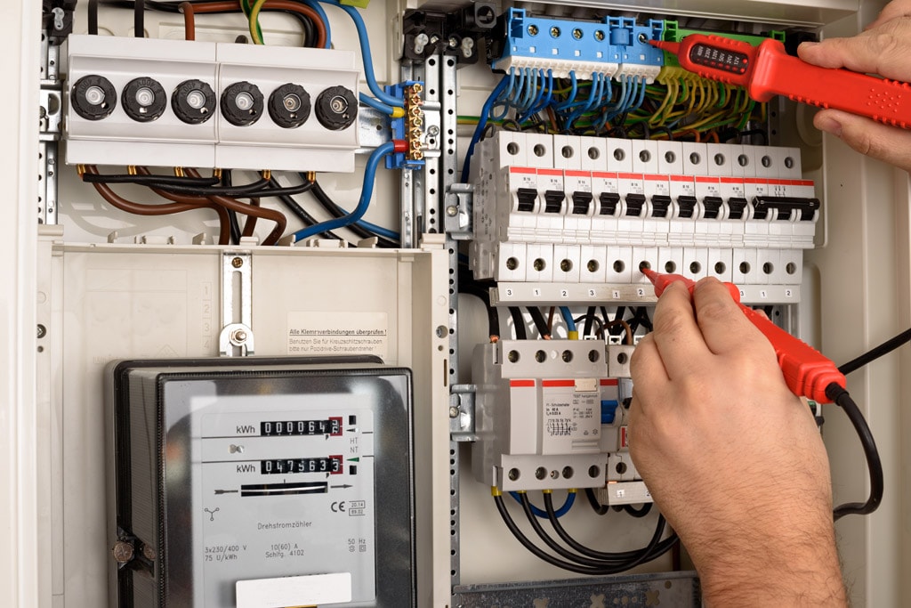 Ô'courant - Électricien Installation & Urgence electrique Dépannage 7j/7 24h/24