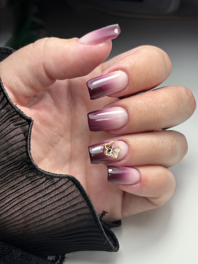Divin’ails