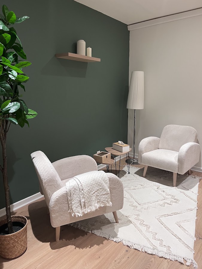 Julie Desmaris - Psychologue Toulon - Psychologue clinicienne - Consultation adulte