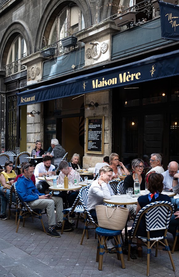 Restaurant, Bar & Club Maison Mère Bordeaux