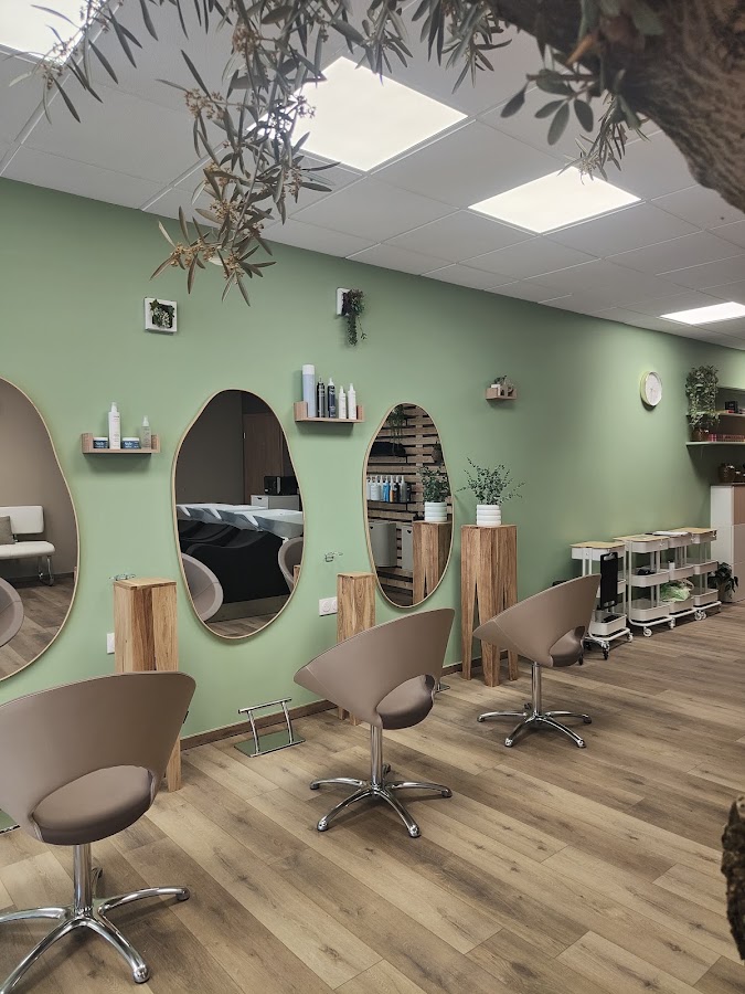 By Elles coiffure et Head SPA