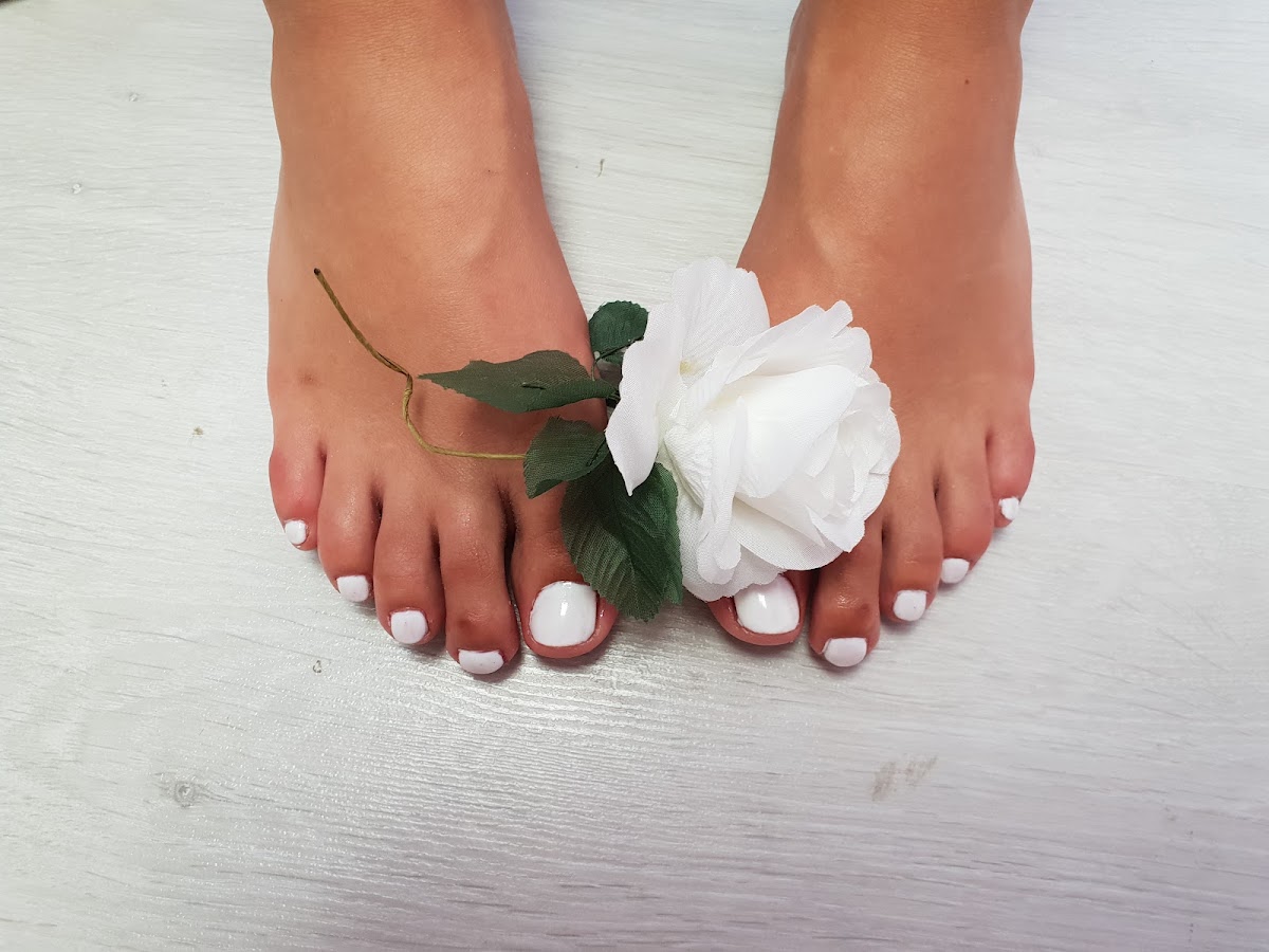 Elodie Institut -onglerie ,formation en onglerie , vernis semi permanent, Extensions de cils, maquillage permanent
