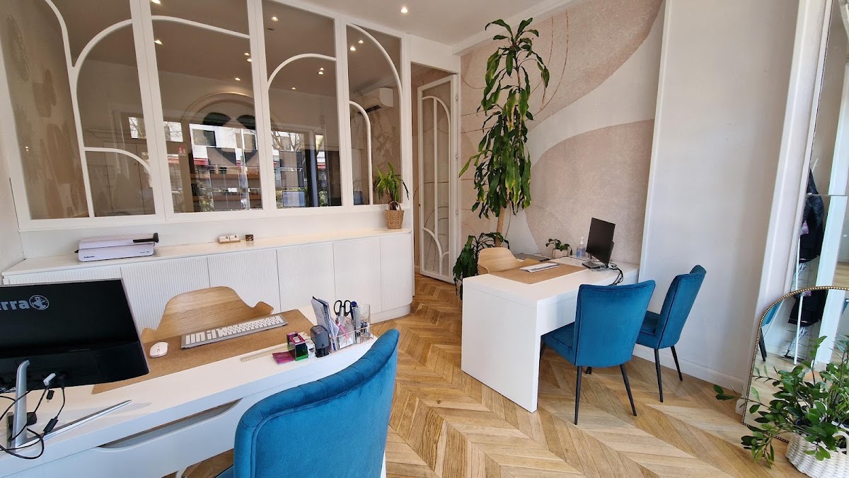 L'Agence M