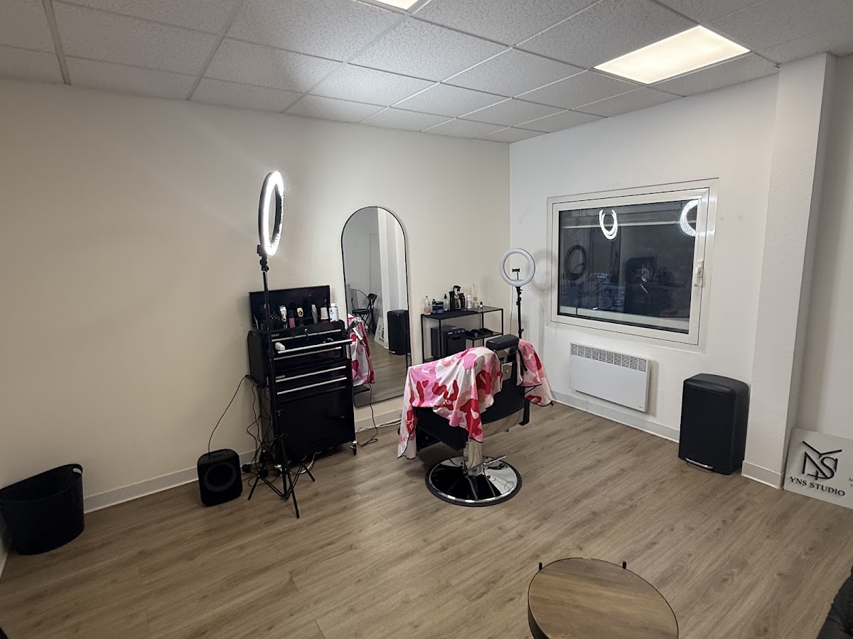 YNS Studio Barber