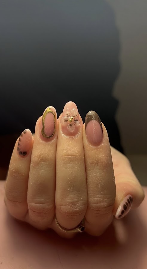 Em nails SAINT CHAMAS ongles
