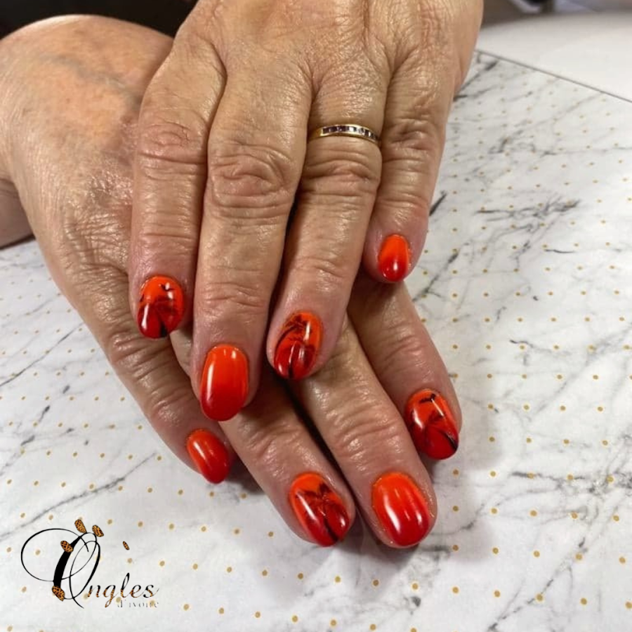Ongles d'ivoire