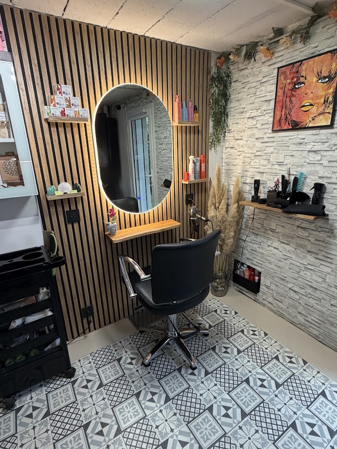MG BIEN-ÊTRE (Salon de Coiffure privé / Conseil bien-être / Bijoux de lithothérapie )