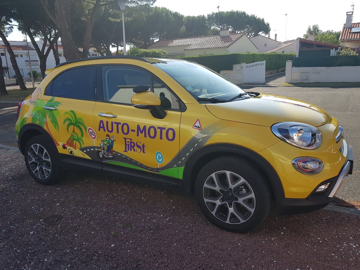 Auto/Moto école - First