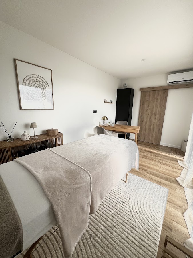 Holistic Studio - Drainage lymphatique & Massages bien-être femmes - Marne