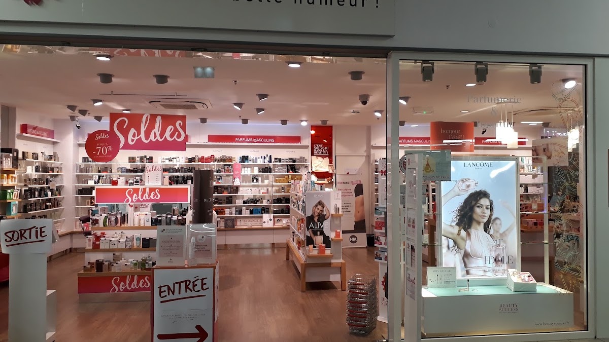 Beauty Success Centre Co Hyper U - Parfumerie & Institut