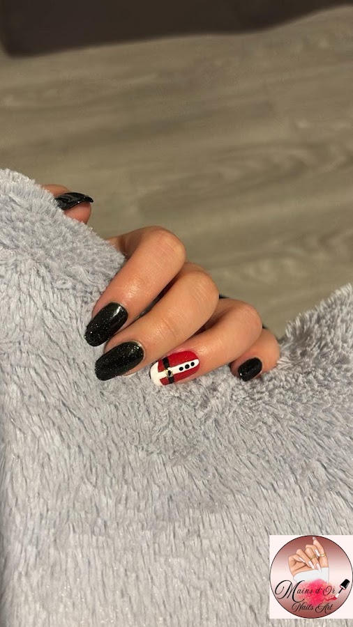 Mains d'or nails