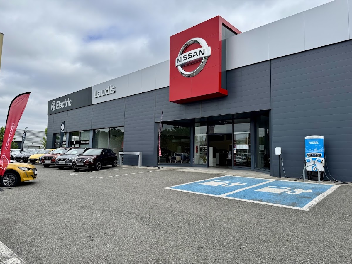 NISSAN TOULOUSE LABEGE - GROUPE PEYROT