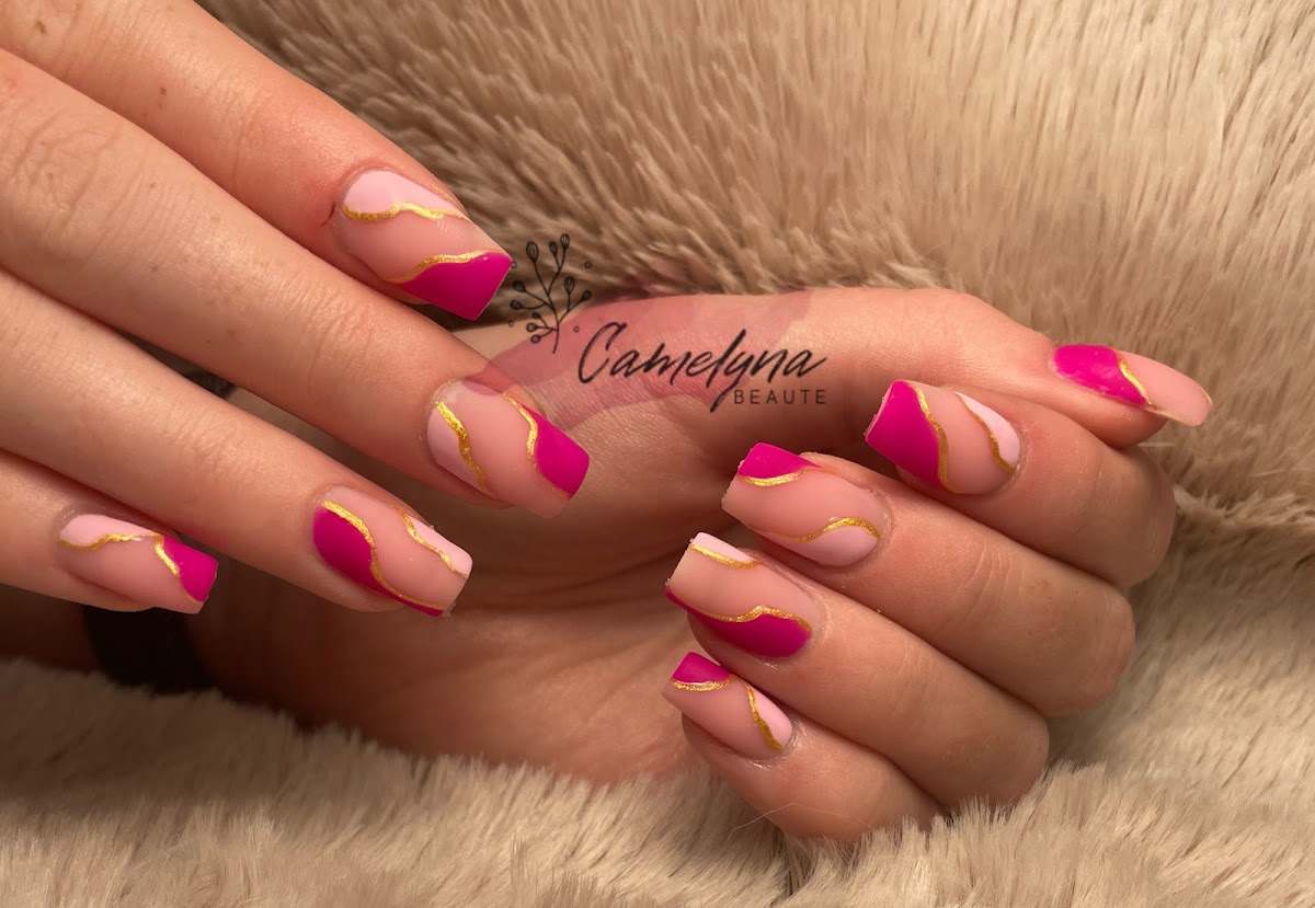 CAMELYNA BEAUTE