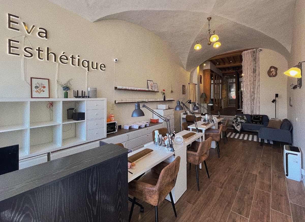 Eva Esthétique - Bar à ongles/L'Onglerie