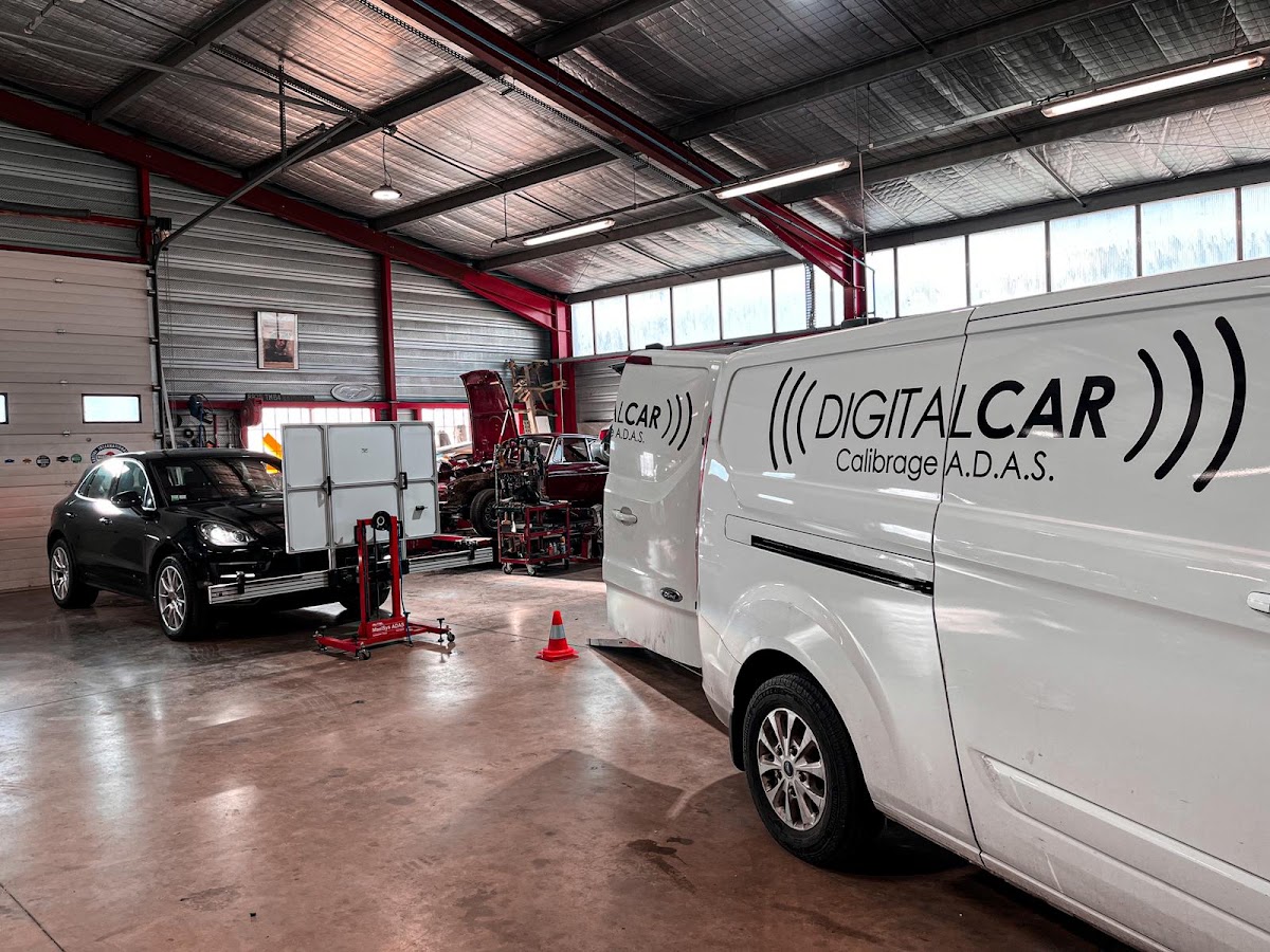 DIGITAL CAR