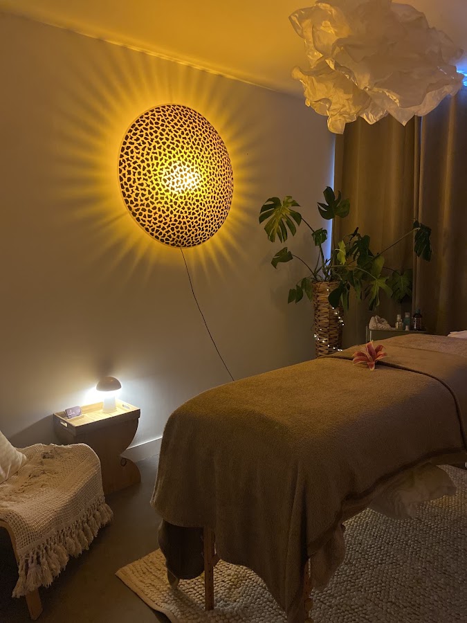Lao massage