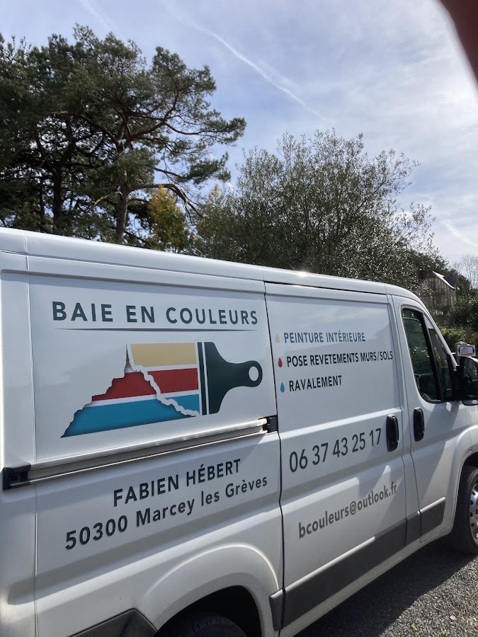 BAIE EN COULEURS