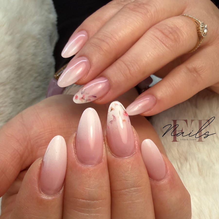 French Touch by Clémence