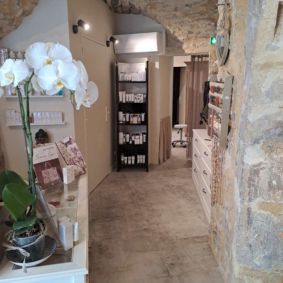 Institut Douc'Heure Estheticienne