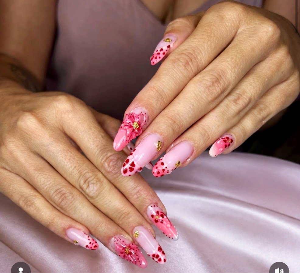 Camilia Nails Artist