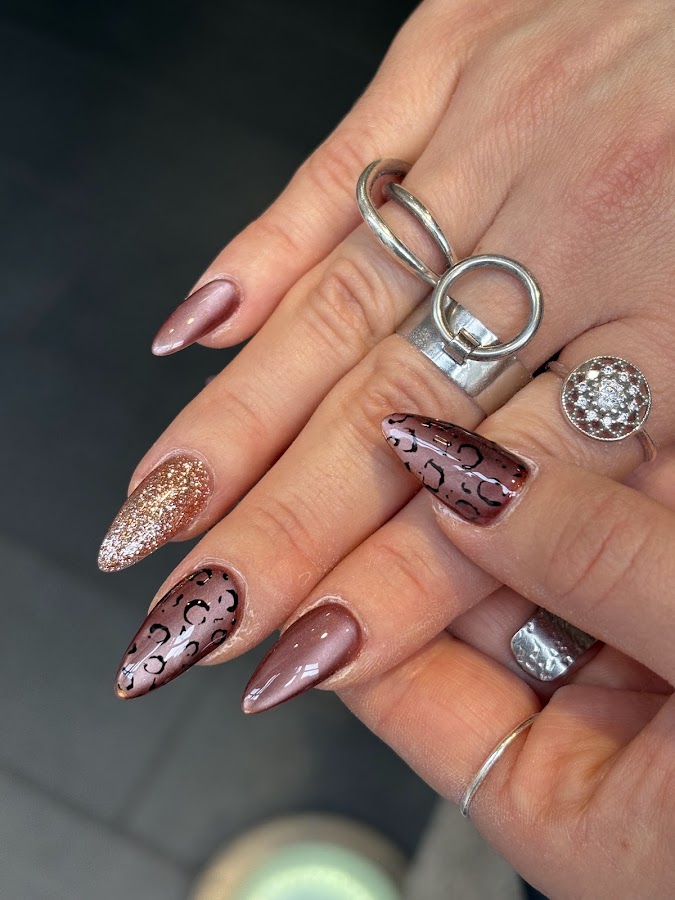 SALON DES ONGLES Aguesseau