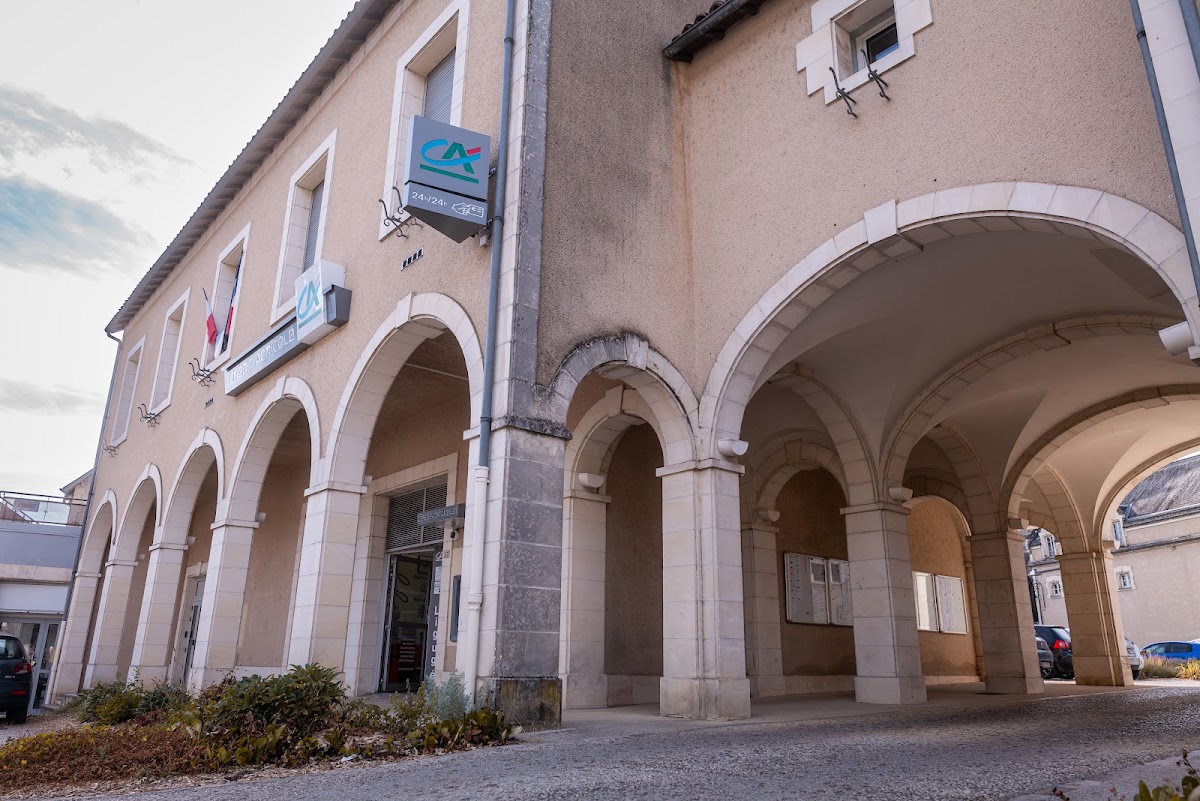 CREDIT AGRICOLE LIGUGE
