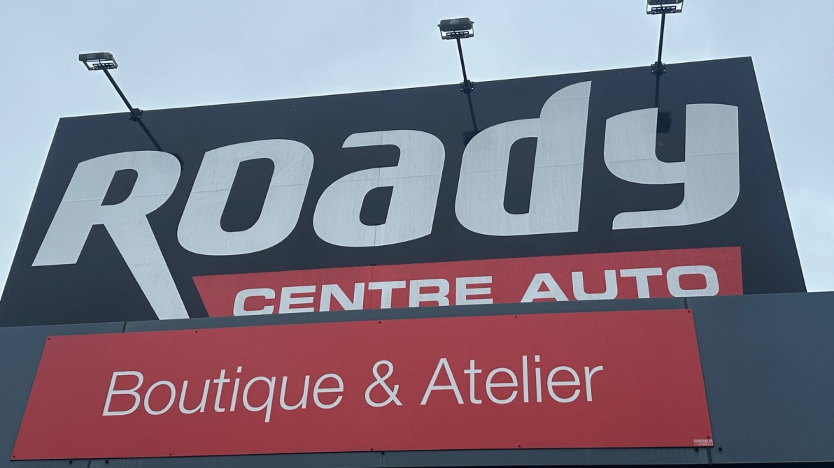 Centre Auto Roady Commentry
