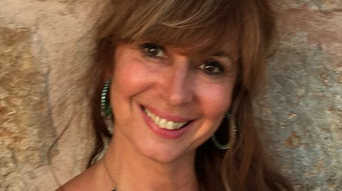 Dr Corinne Bugel