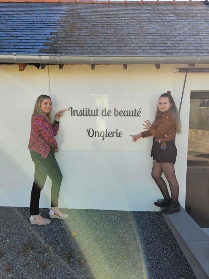 Du bout des ongles