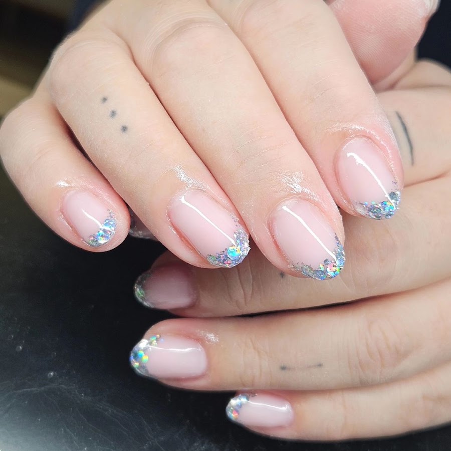 Cmj nails prothésiste ongulaire Saint-Étienne