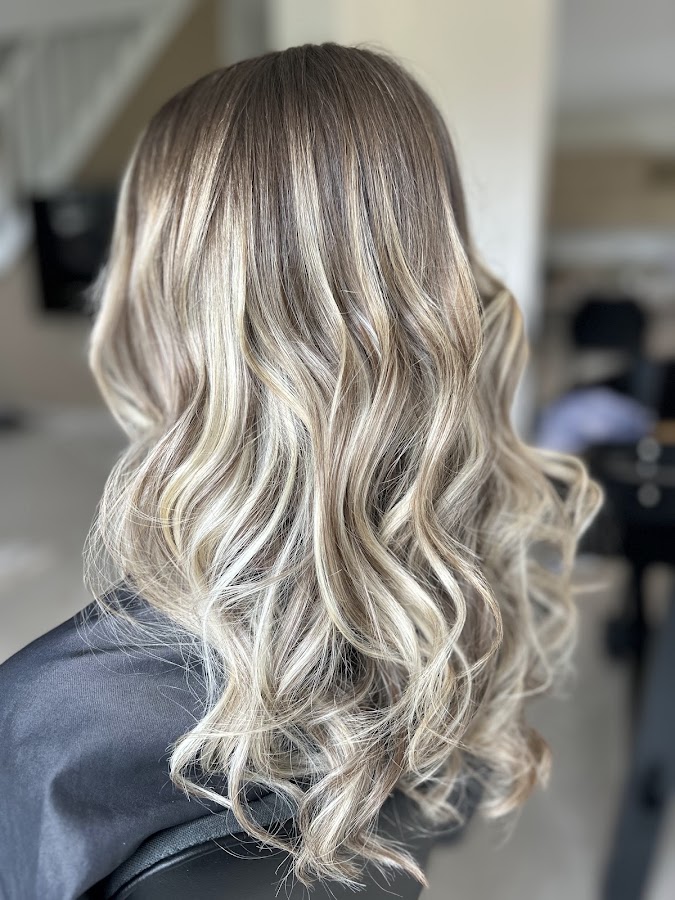 Charlène Coiffure (Coiffeuse à domicile)