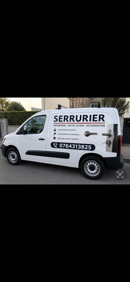 Serrurier lacour