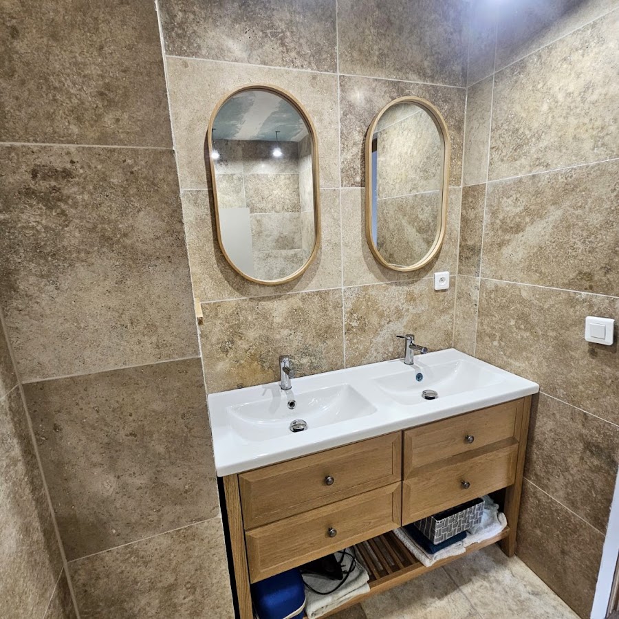 SALLE DE BAIN 83