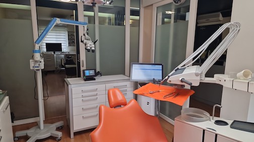 Chirurgien dentiste Dr. ROLEA LAURA Saint-Étienne