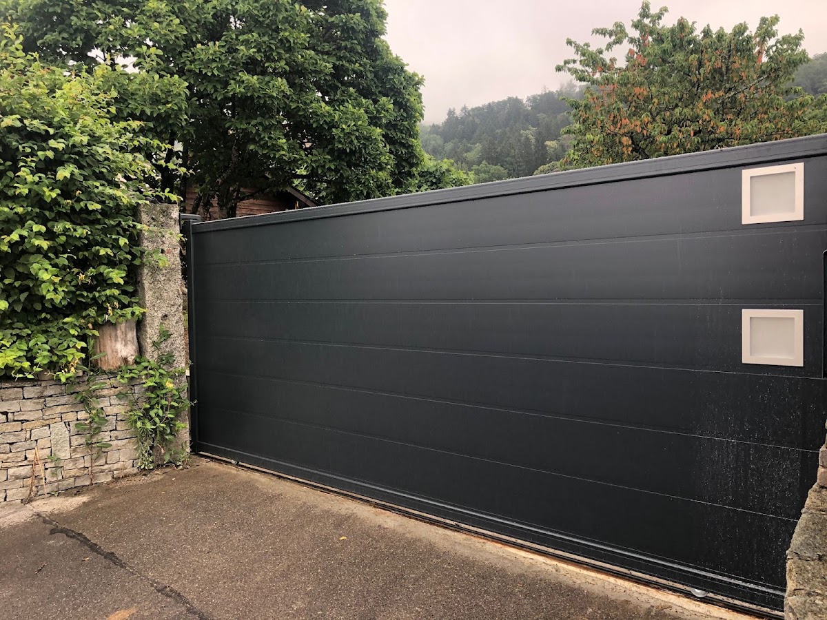 Max Multi Services | Dépannage - Volets Roulants - Porte - Portail - Serrurier - Soudure