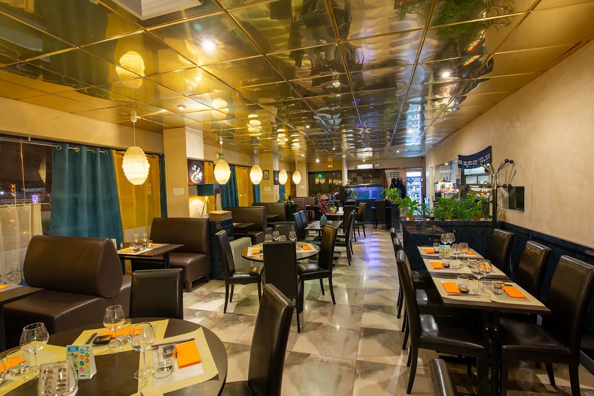 7+1 Restaurant