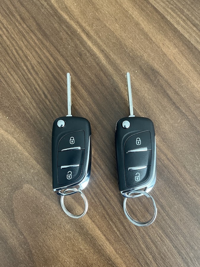 KEY-AUTO-76