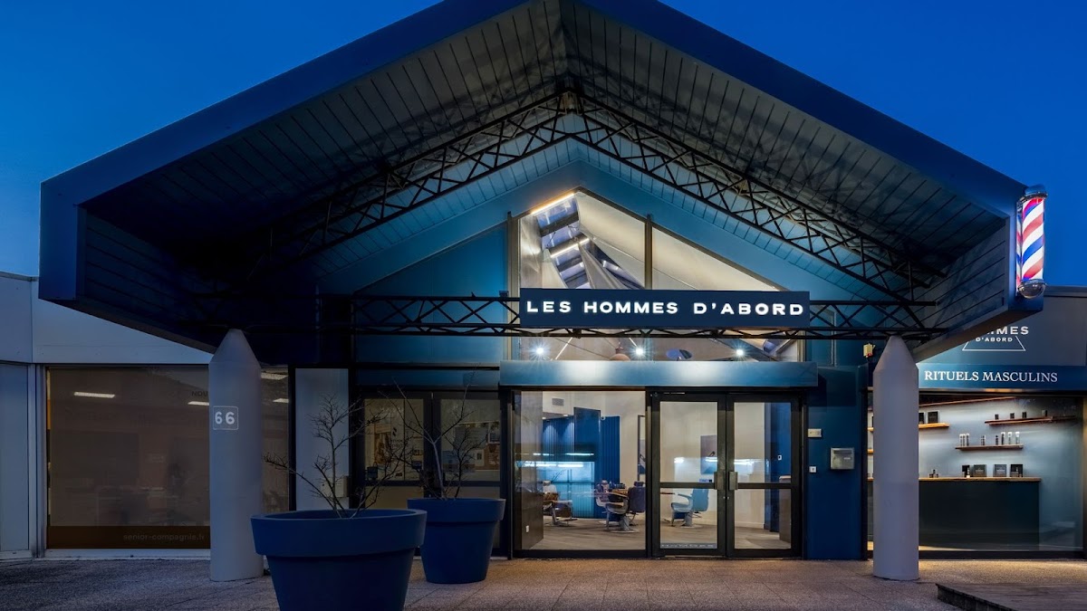 Les Hommes D'Abord Saint-Genis-Laval - Coiffeur Homme Barbier