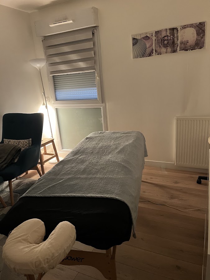 SERENITY MASSAGE Devisscher Elodie