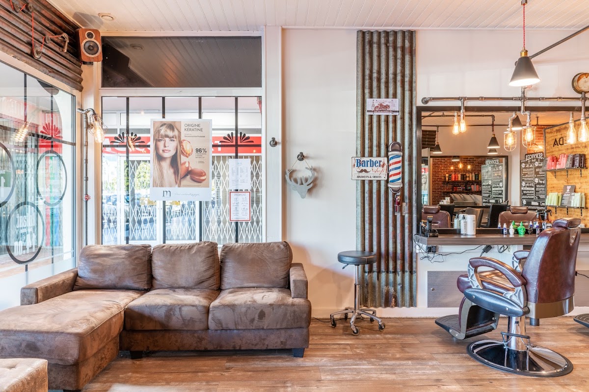 Sarah Coiffeur Et Barbier
