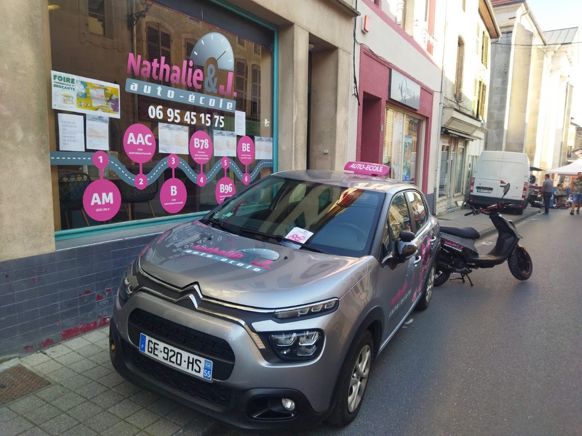 Auto Moto Ecole Nathalie et J