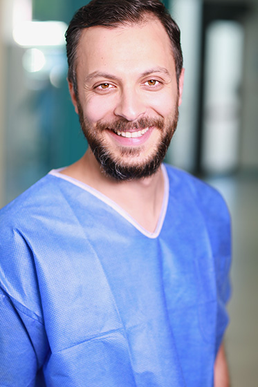 Dr Riyadh Bouchekioua