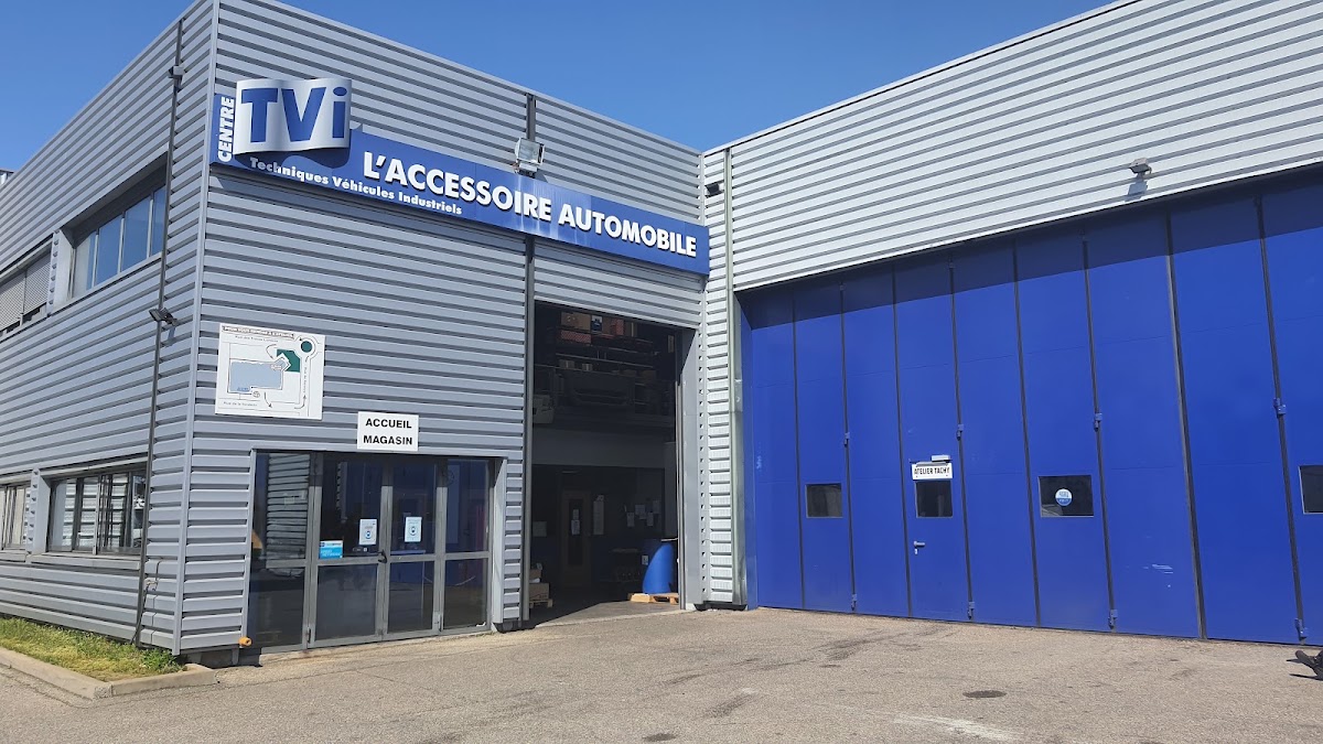 L'ACCESSOIRE AUTOMOBILE et SERVIS