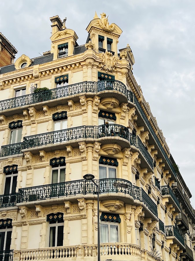 AXIS AVOCATS ASSOCIES - Maître LEPERCQ et Maître GASMI - droit de l'automobile, de la famille, immobilier