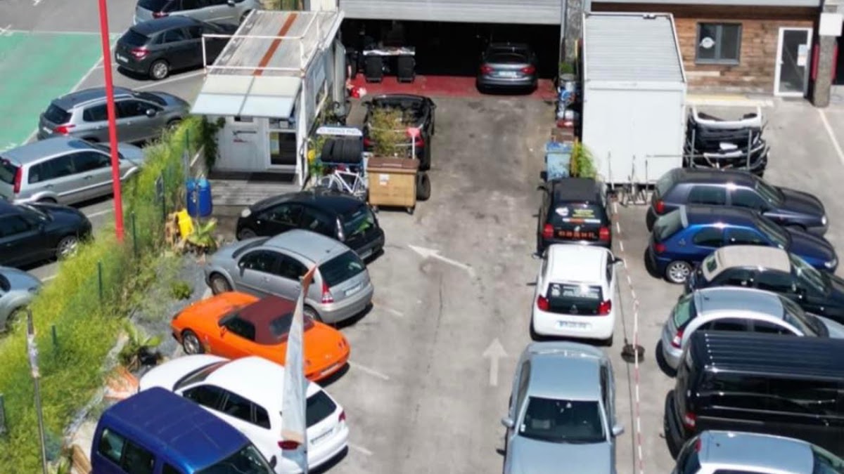 Garage FAST Auto Services - Staff Auto