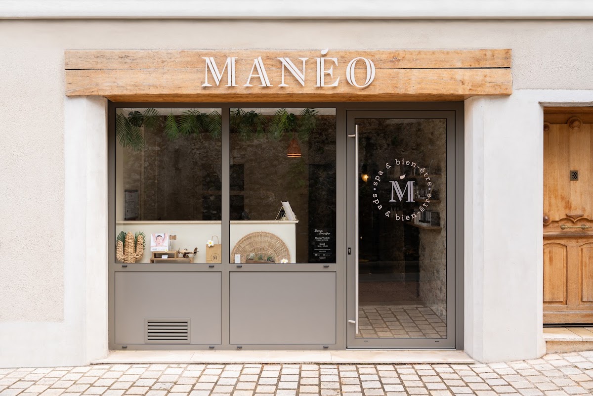 Manéo