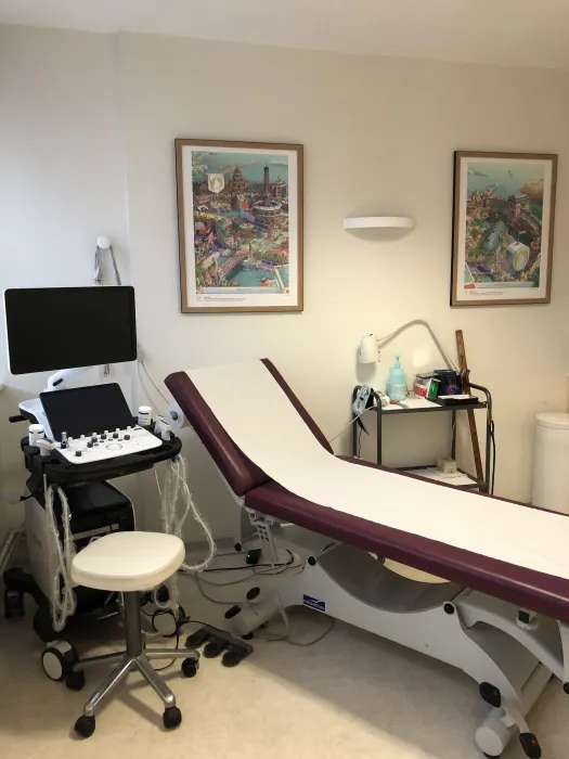 Dr Matthieu Rennesson