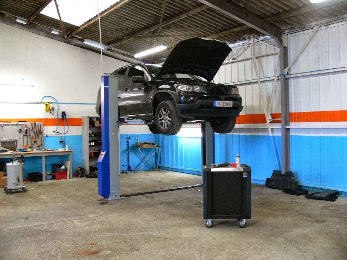 AUTO SELF GARAGE SARL RCA