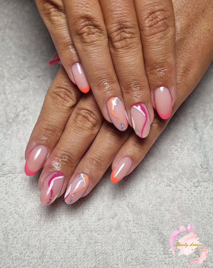 Prothésiste ongulaire Beauty dream by Emma sur Leval